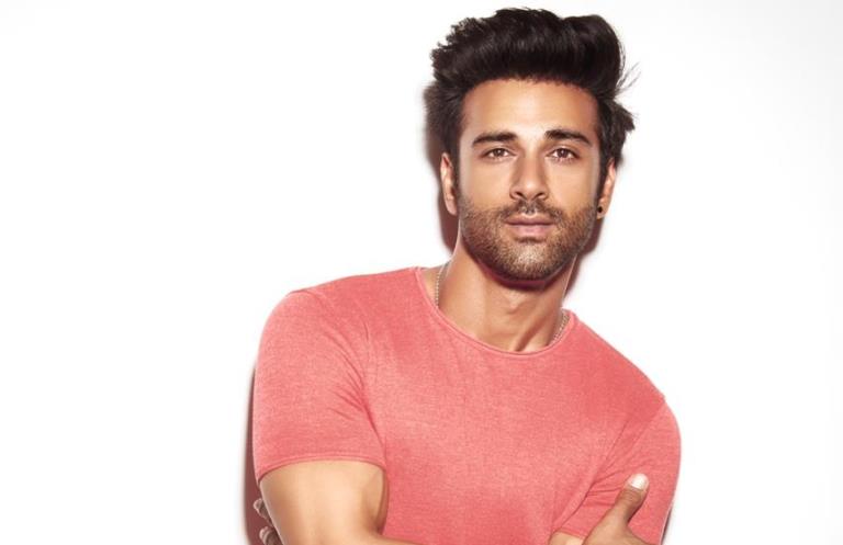 Pulkit Samrat’s chivalrous act towards Shriya Saran wins heart – Planet Bollywood