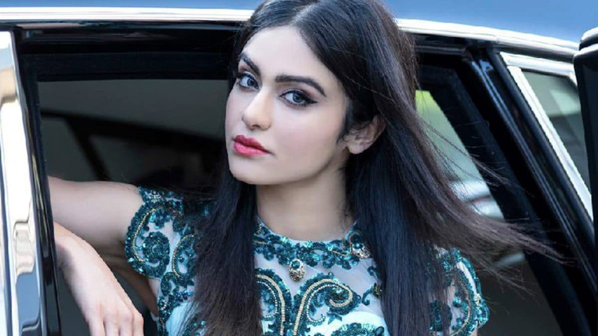 Kerala Story Actress Adah Sharma Reveals She Calls Her Exes Sober; Says ‘I Take A Sip Of…’