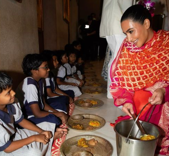 Kim Kardashian serves food at ISKCON temple