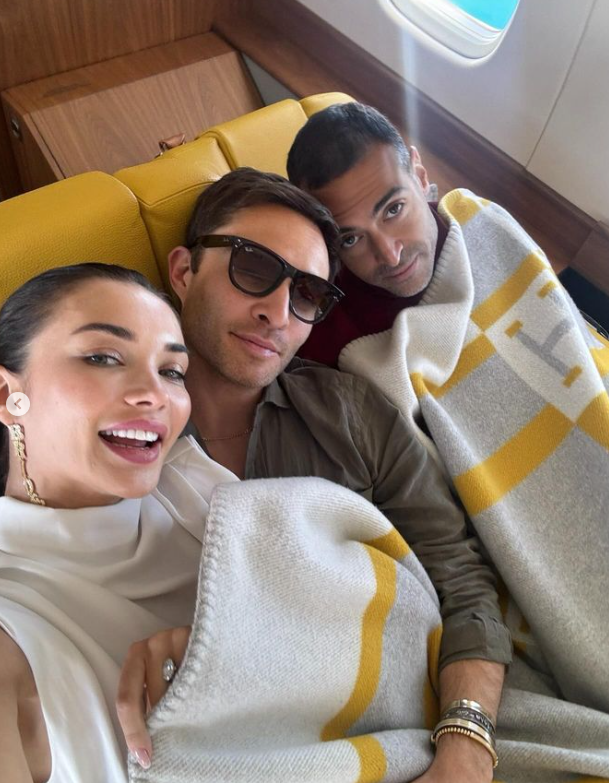 Amy Jackson And Ed Westwick candid pics