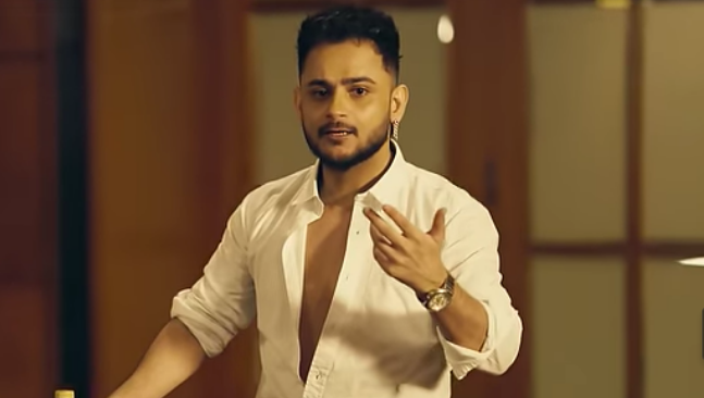 Millind Gaba excites fans with a sneak peek of the upcoming track Dhola