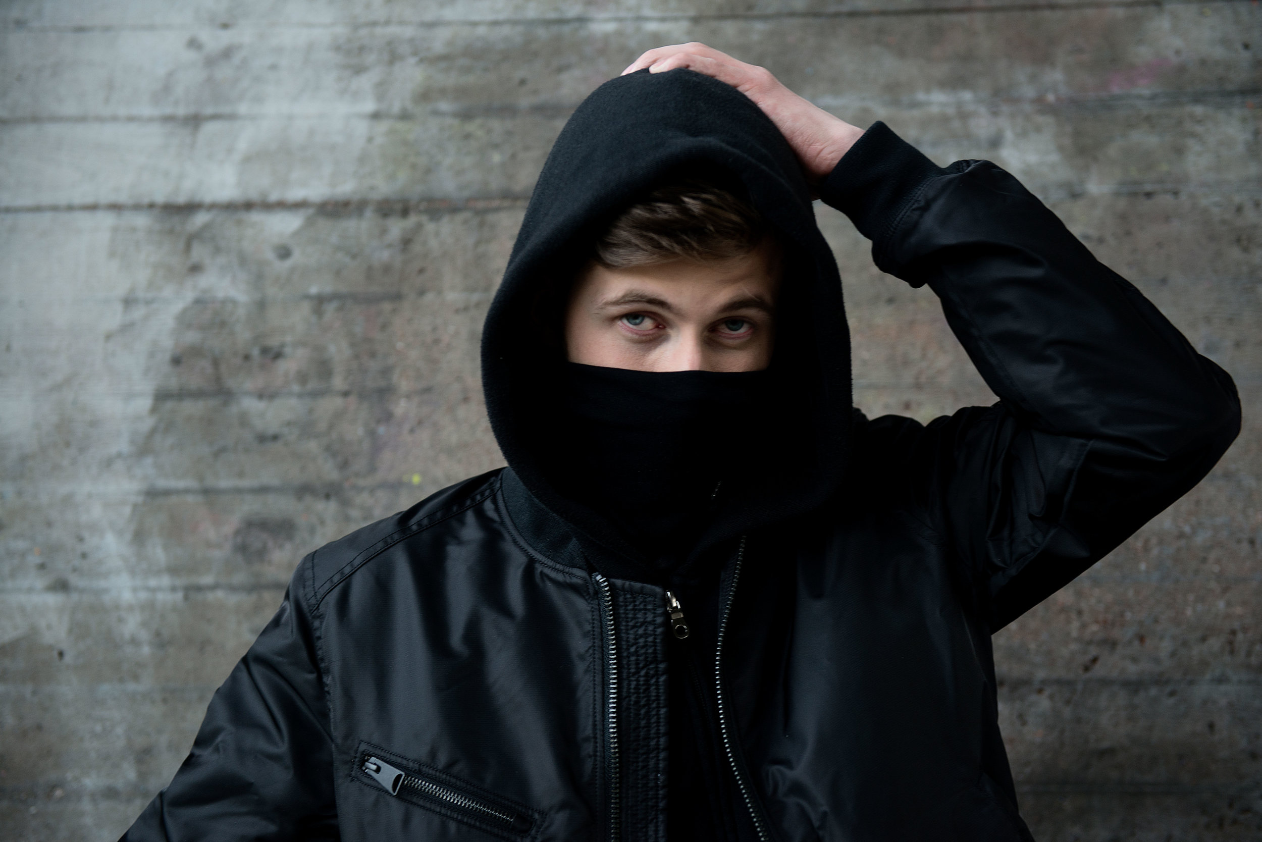 Ahead of his India Tour Alan Walker announces collaboration with Joe Jonas and Julia Michaels