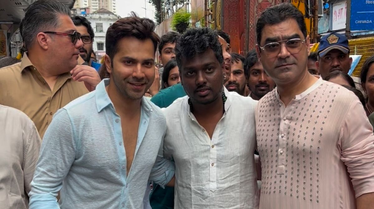 Baby John Trio Varun Dhawan, Atlee & Murad Khetani at Lalbaug Cha Raja