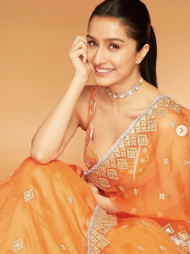 Alia Bhatt to Shraddha Kapoor: 5 Celeb-Inspired Orange Ethnic Outfits For Navratri 2024 Day 4