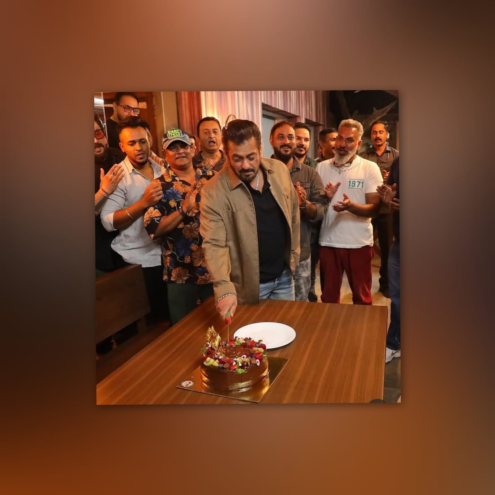 Salman Khan’s 59th Birthday Inside Pics And Videos