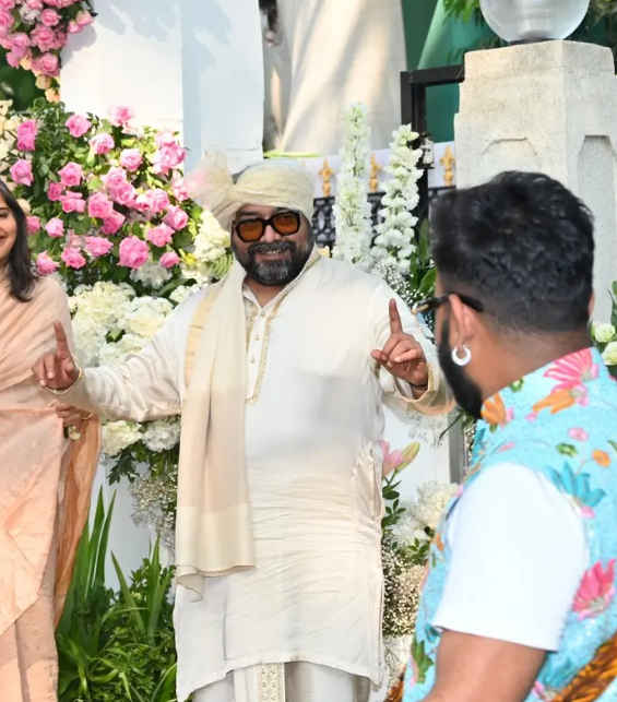 Anurag Kashyap dancing at Aaliyah's wedding