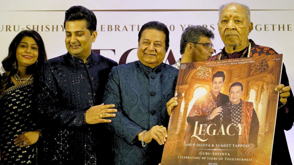 Pt. Hariprasad Chaurasia unveils Anup Jalota, Sumeet Tappoo’s album Legacy – Beyond Bollywood