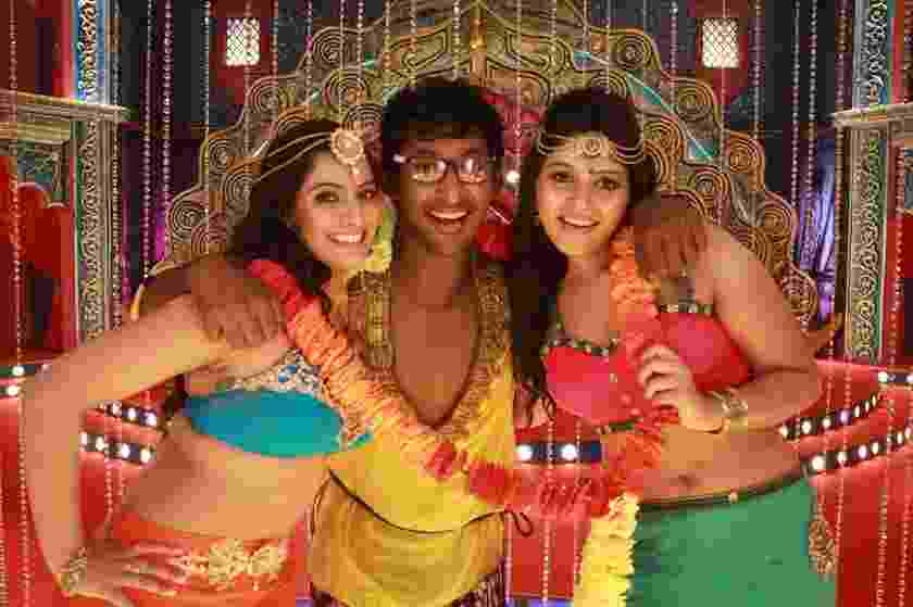 Madha Gaja Raja Day 1 Box Office Collection Worldwide & Budget