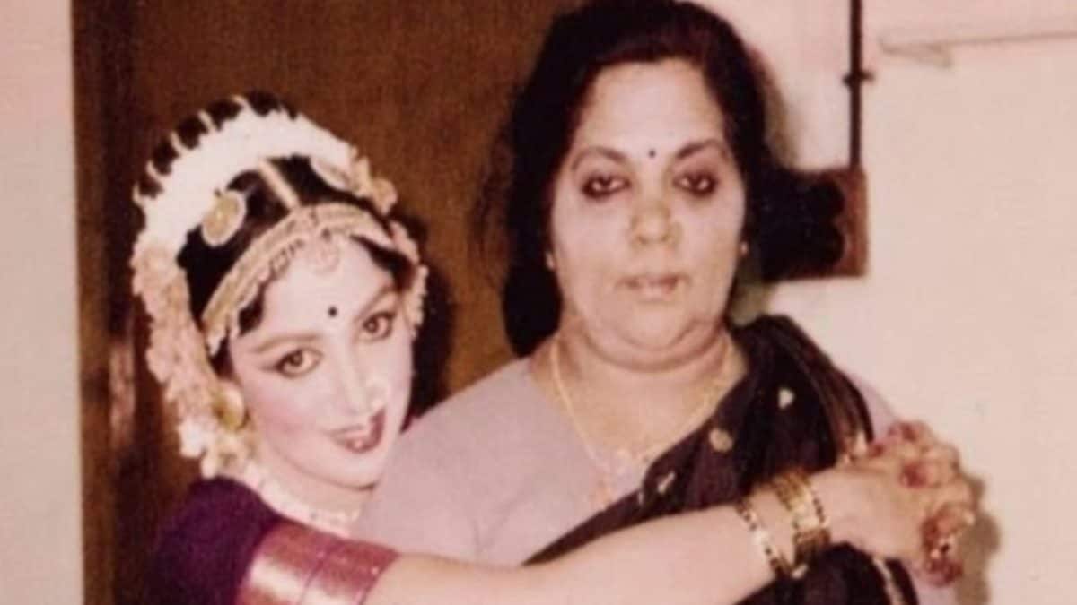 Hema Malini Shares Rare Photos On Her Mother’s Birth Anniversary, Says ‘Day Of The Year Closest To My Heart’