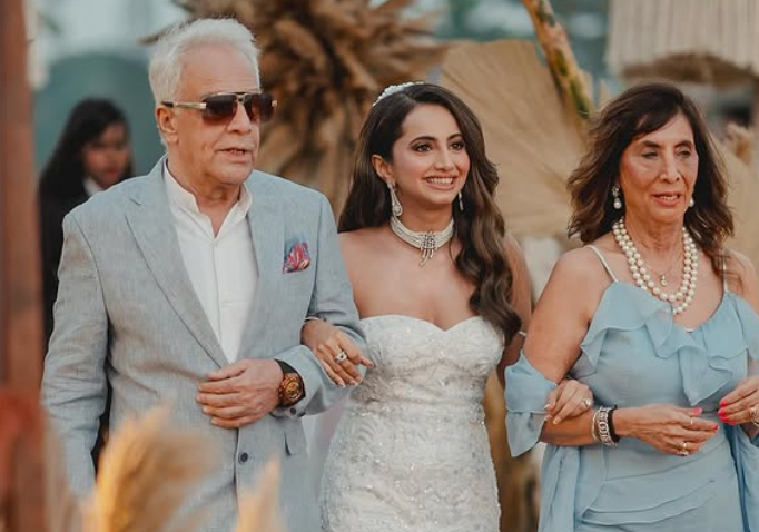 Alekha Advani walks down the aisle